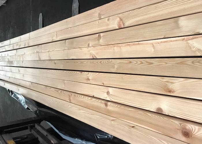 Tasseaux en Mélèze de Sibérie - 45 x 45 x 4000 mm - raboté