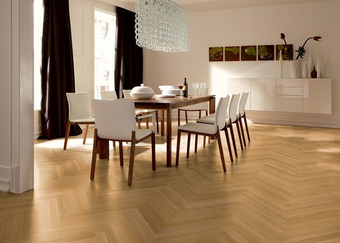 Parquet contrecollé Chêne rustique / campagne Bâton rompu - 14 x 90 x 400 mm - huilé incolore - PROMO