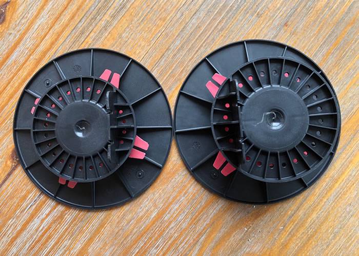 Plots autonivelants - 85 à 115mm - sac de 84 unités - pour dalles caillebotis