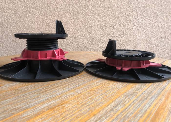 Plots autonivelants - 85 à 115mm - sac de 84 unités - pour dalles caillebotis