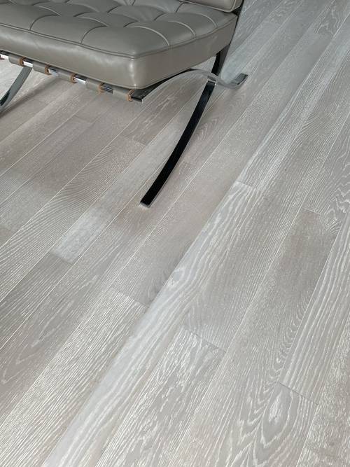 Parquet contrecollé Chêne Rustique - 15 x 170 mm - verni - teinté gris