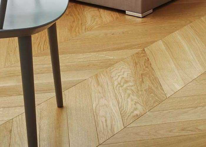 Parquet contrecollé Chêne Premier Point Hongrie - 13 x 120 x 600 mm - huilé ou verni - angle d'usinage 60°