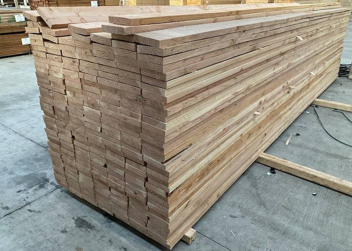 Lames de terrasse en Douglas - 27 x 185 mm - planche