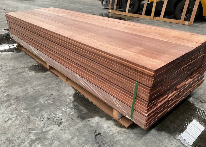 Lames de terrasse Massaranduba - 21 x 145 x 950 à 1250 mm - profil 2 faces lisses