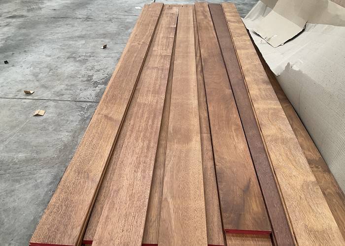 Lames de terrasse Merbau - 20 x 100 mm - Ecocertifié - profil Softline