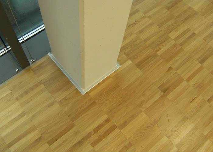 Parquet industriel Chêne Premier - 8 x 23 x 160 mm - motif parallèle - colis de 4,10 m2