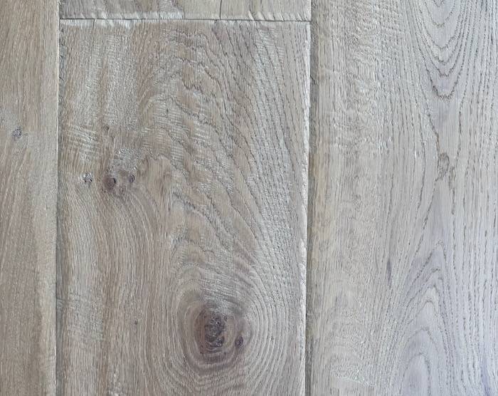 Parquet contrecollé Chêne Rustique - 15 x 220 mm - huilé - Mont Blanc - PROMO