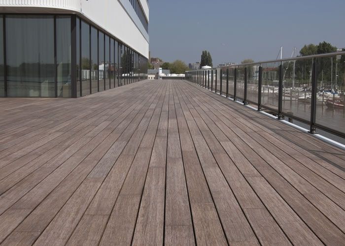 Bardage en Bambou - 20 x 137 x 1850 mm - 1 face lisse / 1 face rainurée - densifié