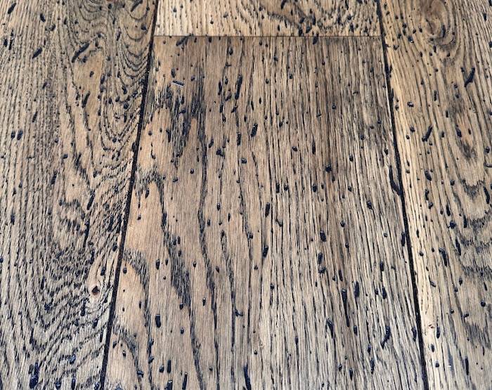 Parquet contrecollé Chene RU/CA - 16 x 180 mm - huilé doré - effet brûlé