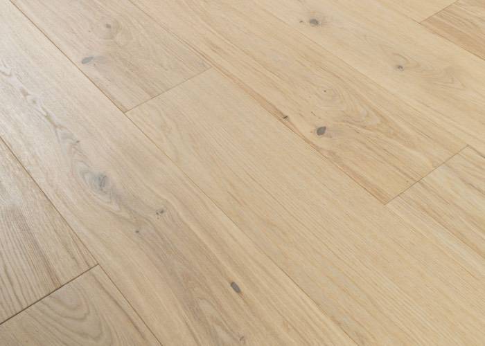 Parquet contrecollé Chêne Campagne - 15 x 140 à 230 mm - verni - à la française