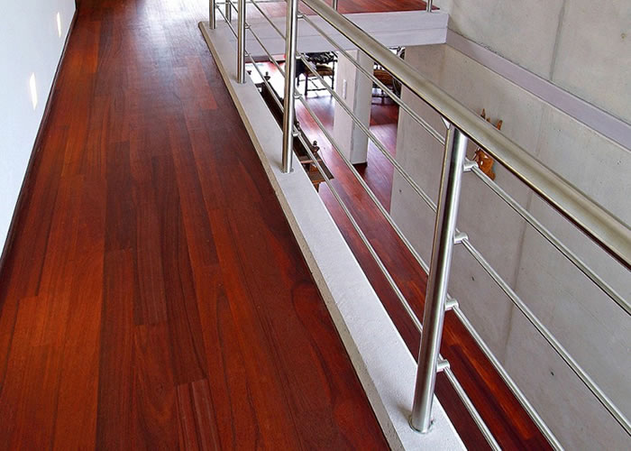 Parquet contrecollé Padouk - 15 x 130 mm - verni satiné
