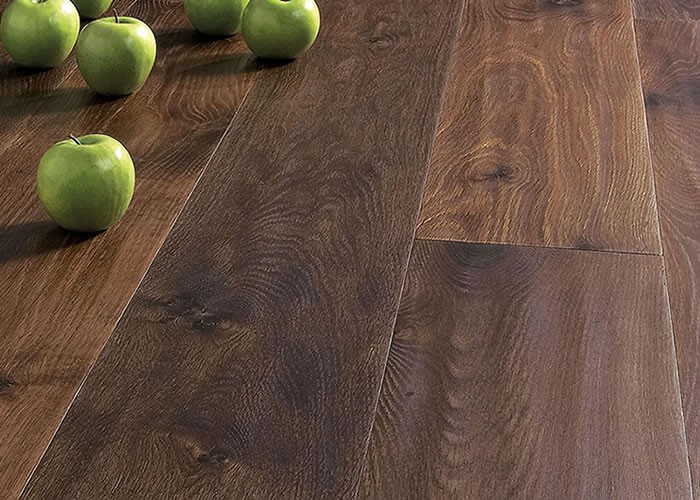 Parquet contrecollé Chêne Rustique/Campagne - 12 x 145 mm - fumé - verni mat