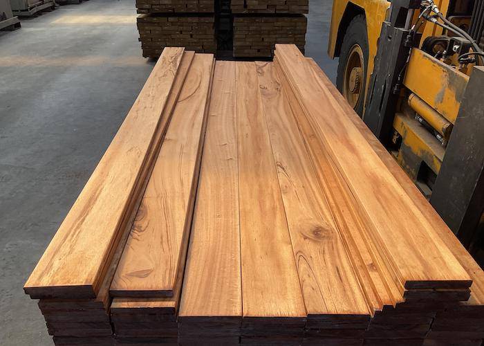 Lames de terrasse Tigerwood / Muiracatiara - 21 x 145 mm - 2 faces lisses