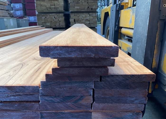 Lames de terrasse Tigerwood / Muiracatiara - 21 x 145 mm - 2 faces lisses