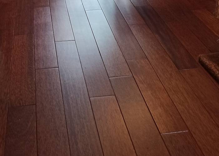 Parquet massif Merbau - 15 x 120 mm - verni