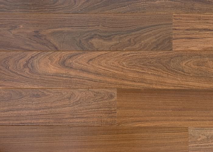 Parquet massif Ipé - 14 x 90 mm en verni satiné