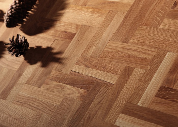 Parquet industriel Chêne Premier - 8 x 24 x 120 mm - motif bâton rompu - 2 lamelles