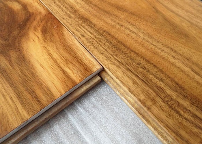 Parquet contrecollé Acacia Italie - 14 x 120 mm - verni