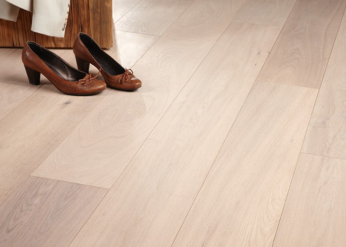 Parquet Contrecollé Chêne Campagne - 15 x 189 x 1860 mm - Huilé blanc