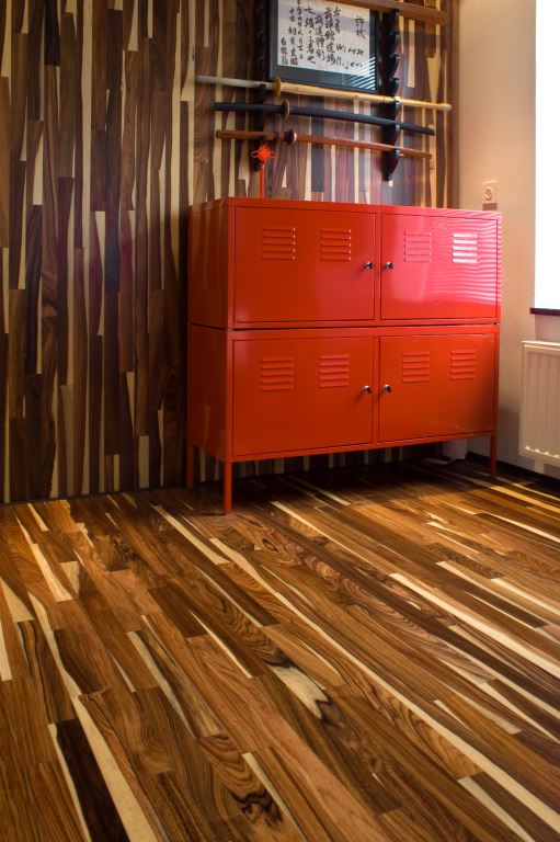 Chantier à Cannes en Paca - Studio en parquet morado éco