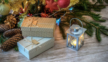 Tuto : comment fabriquer un sapin avec des chutes de parquet 