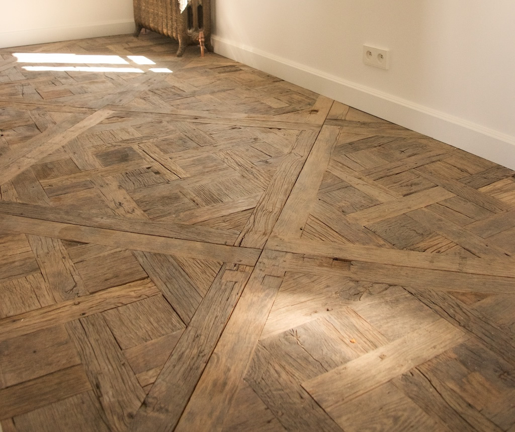 parquet wagon ouvert motif Versailles