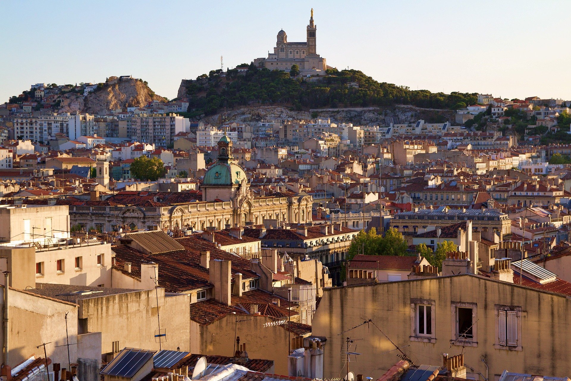 parquet Marseille Vieux-Port Massalia chêne massif Floorz livraison Bouches-du-Rhône