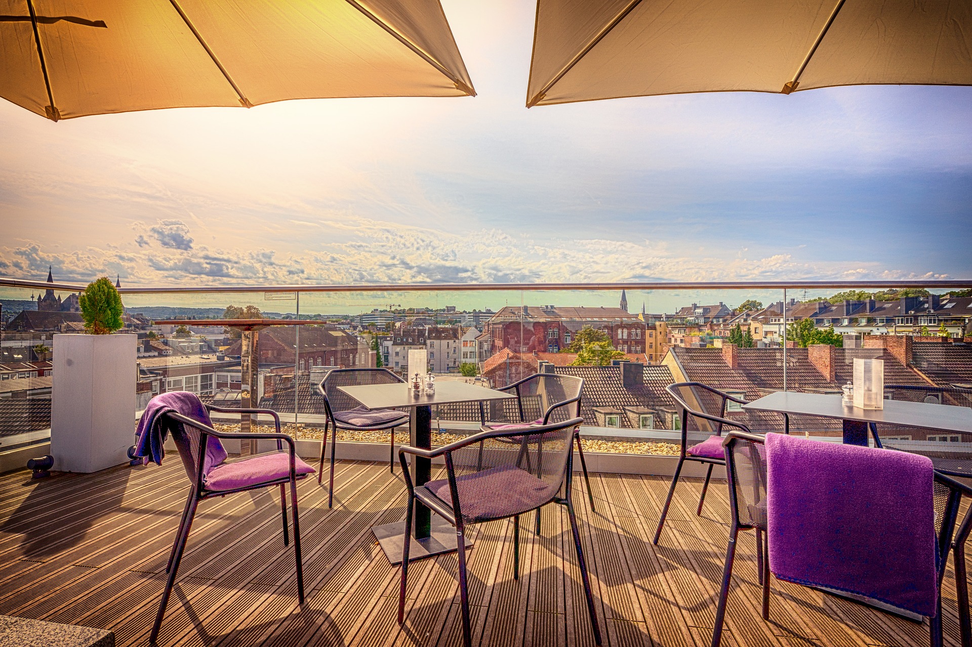 Terrasse en bois exotique classe 4 avec lames de bardage — comparatif essences Floorz