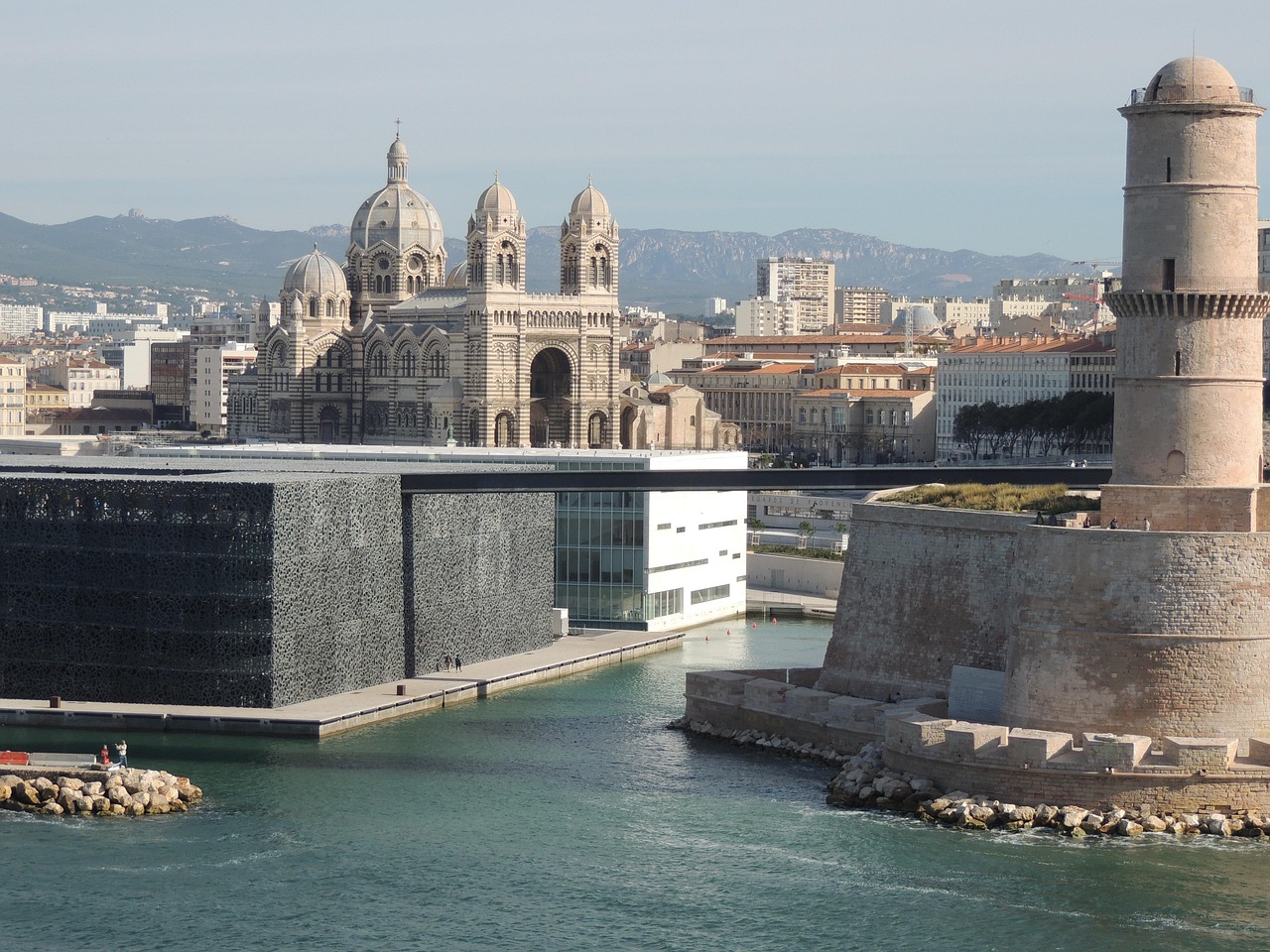 MUCEM Marseille port Joliette Euroméditarranée parquet Floorz livraison Bouches-du-Rhône